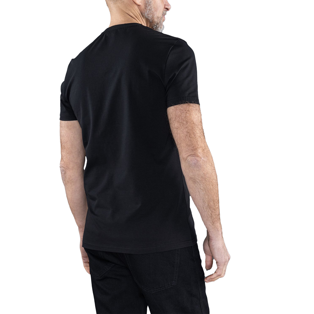 T-shirt.