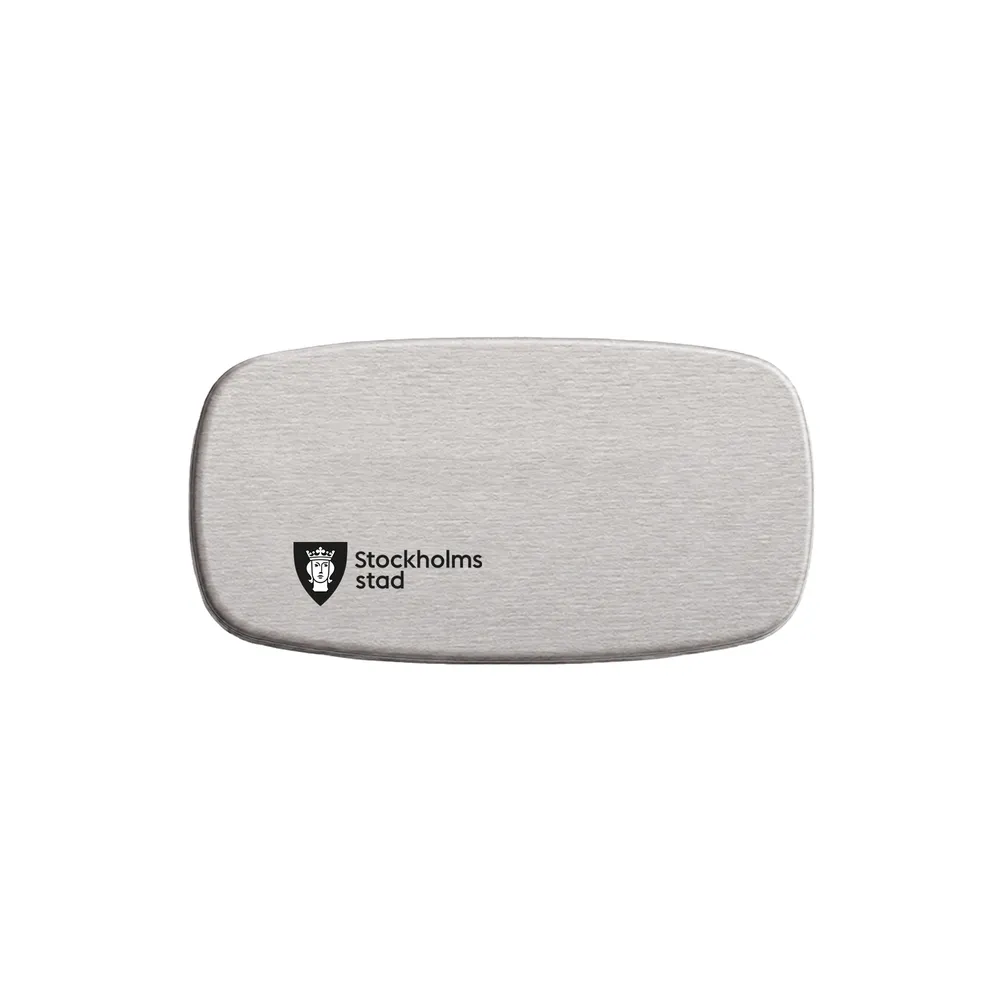 Namnbricka med magnet,  blank (pris inkl frakt)